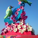 高松港近くで巨大ランタンを発見。